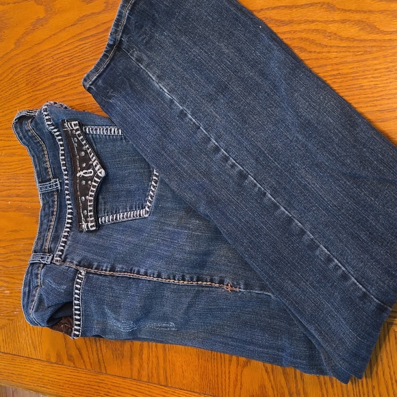 Cowgirl tuff blue jeans - Picture 6 of 6